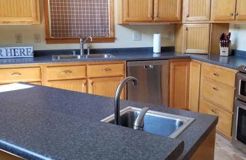 Andrews Casa | Beautiful Tranquil Mountain Home in Andrews, NC