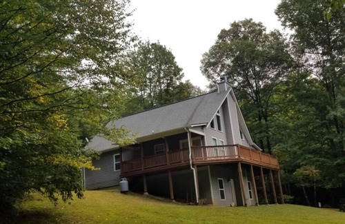 Andrews Casa | Beautiful Tranquil Mountain Home in Andrews, NC