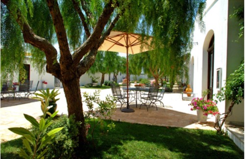 Rosa Marina Cama Y Desayuno | Beautiful Triple Room in Ancient Masseria Near the sea in a Quiet Olive Trees