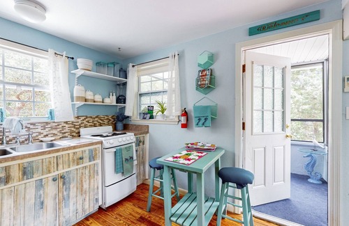 Chassahowitzka Casa | Beautiful triplex w/cable, washer/dryer, & board games