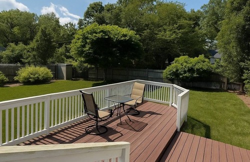 Sharon Casa | Beautiful two-bedroom residence nestled in the lovely town near Boston