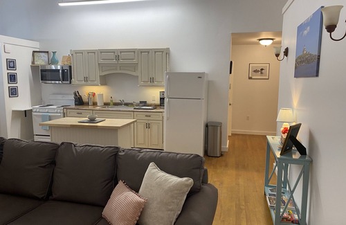 Manset Apartamento | Beautiful two-bedroom in Manset Village