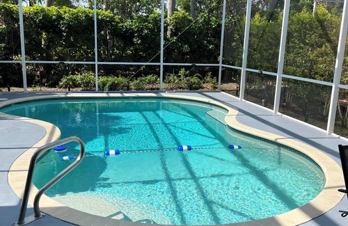 Cascades Casa | Beautiful updated pool home in a quiet, gated community.