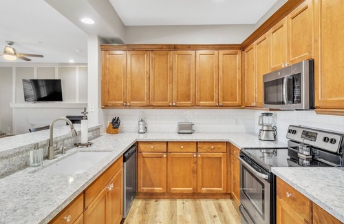 Talon Retreat Condominio | Beautiful Upscale North Scottsdale Condo at Tesoro at GRAYHAWK by RedAwning