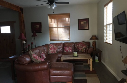 Butte Casa | Beautiful uptown home close to Montana Tech