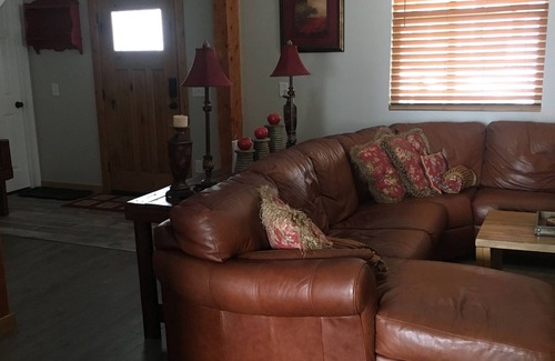 Butte Casa | Beautiful uptown home close to Montana Tech