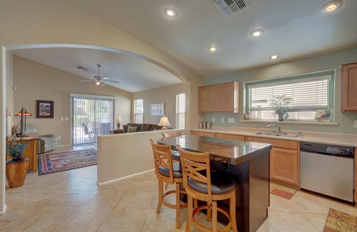 San Tan Valley Casa | Beautiful Vacation Home with Private Outdoor Pool & Spa In Johnson Ranch Comm.