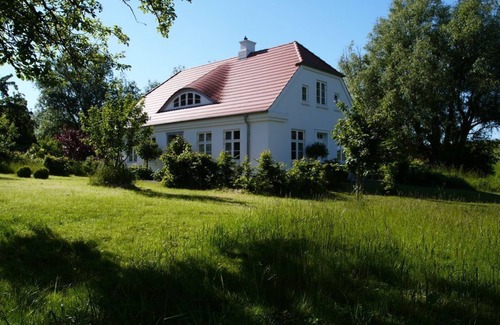 Wohlenberg Apartamento | Beautiful vacation apartment on a large natural plot directly on the Baltic Sea