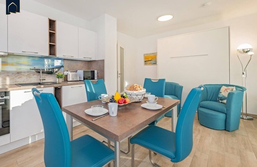 Zirchow Apartamento | Beautiful vacation apartment on Usedom, with terrace and small sunbathing lawn