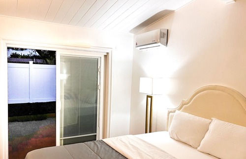 Sherwood Forest and Thistle Development Casa | Beautiful vacation home with large backyard, sleeps 6 with Kitchenette