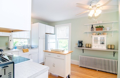 Ipswich Apartamento | Beautiful Victorian with Modern Flare close to Town, Train & Beach