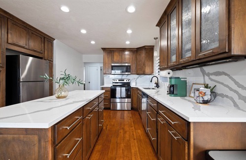 Lehi Casa | Beautiful View on Balcony Family Retreat