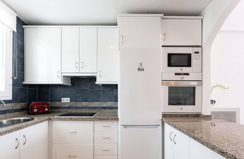 Torrequebrada Chalet De Esquí | Beautiful views family townhouse steps from the BEACH
