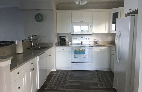 Punta Rassa Condominio | Beautiful Views Just Steps to the gulf!