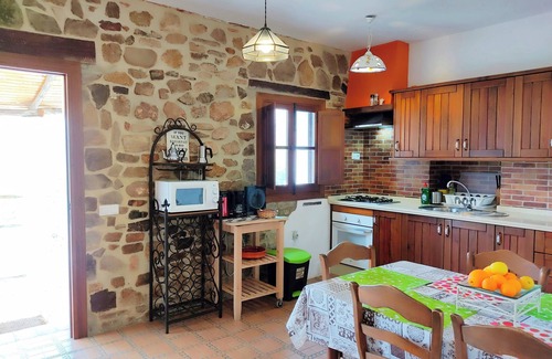Montecorto Villa | Bonitas vistas a la Sierra de Grazalema, ideal para disfrutar y desconectar.