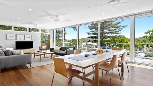 Wagstaffe Casa | Beautiful Views, Secluded Beaches and Stunning Bush Walks All At Your Doorstep