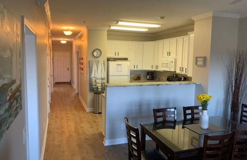 Folly Beach Condominio | Beautiful views! W/Pool, pet friendly