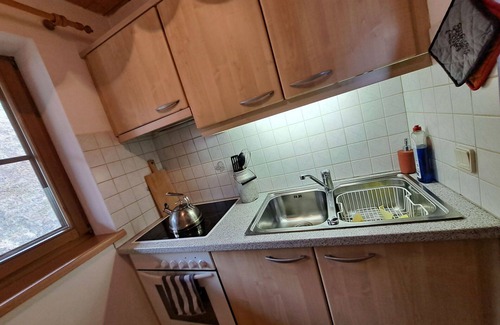 Sonnenberg Villa | Beautiful villa for 2 guests with TV, balcony and parking