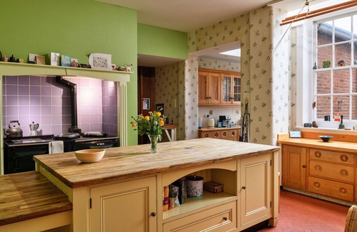 Carlisle Casa | Estupenda casa de vacaciones con jacuzzi, WIFI, TV, terraza, mascotas permitida y aparcamiento