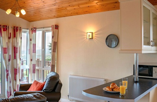 Saint John Casa | Estupenda casa de vacaciones para 6 personas con piscina, WIFI, TV, balcón y aparcamiento