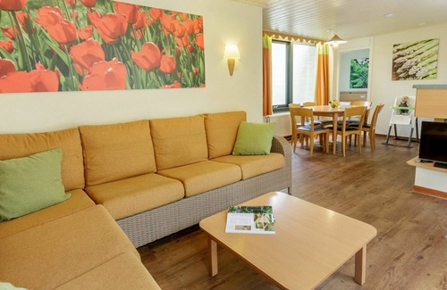 Lommel Casa | Estupenda casa de vacaciones para 8 personas con piscina, WIFI, TV, terraza y aparcamiento