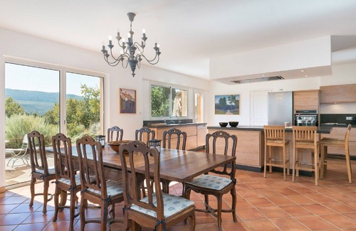 Nans-les-Pins Casa | Hermosa villa en los viñedos.