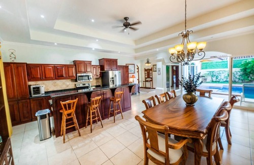Bejuco Villa | This villa is a 4 bedroom(s), 4 bathrooms, located in Bejuco, Puntarenas Province.