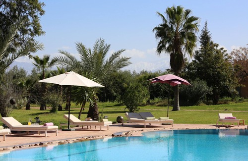 Tassoultante Villa | Villa con piscina, tenis y parque a 15 minutos del centro de Marrakech.