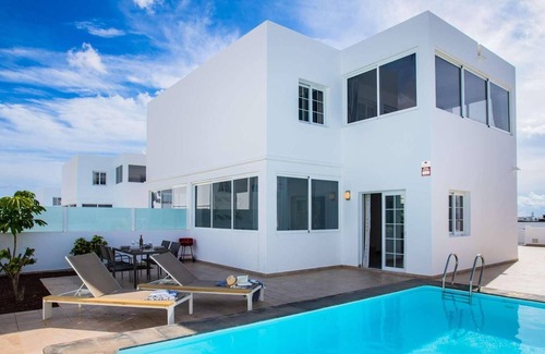 Playa Blanca Villa | Beautiful villa in Playa Blanca