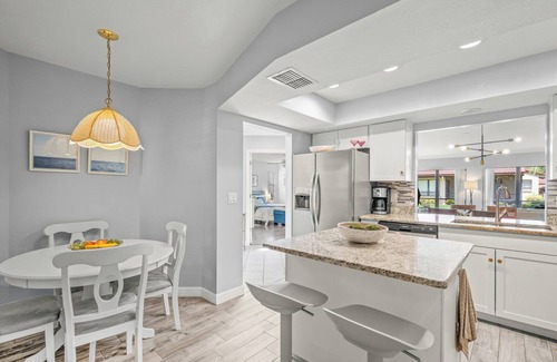 Sarasota Villa | Beautiful Villa in Sarasota Resort-style Community