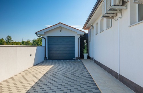 Liznjan Villa | Villa Miracle, NUEVO primer alquiler