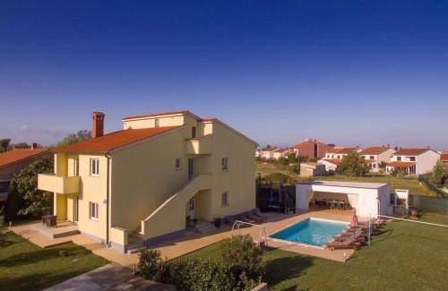 Valbandon Villa | Beautiful villa Rampic with private pool near the beach in Fazana