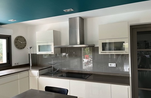 Boulouris-sur-Mer Villa | ¡Hermosa villa St Raphael con piscina nueva, a 2 pasos del mar!