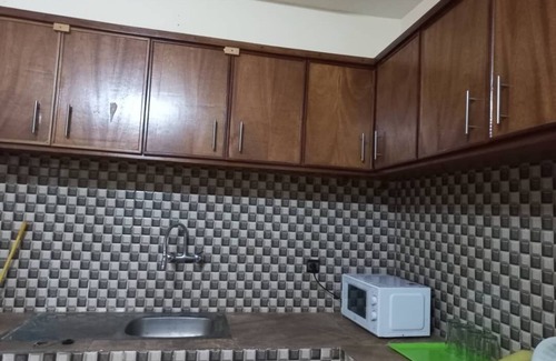 Niamey Cama Y Desayuno | Beautiful villa with 6 bedrooms, 5 showers, hot/cold water and ample parking space