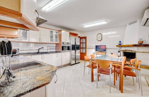 Badia Gran Villa | Preciosa villa con piscina privada excelenta para familias con aire acondicionado, wifi y piscina privada - WiFi Gratis