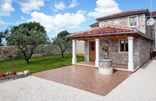 Mofardini Cabaña | Villa de lujo en Jakovici, Croacia con Piscina