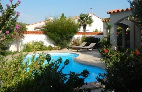 Alenya Villa | HERMOSA VILLA CON PISCINA PRIVADA para 6 o 7 PERSONAS