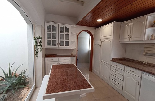 Correeira Villa | Bonita vivienda con jardín y picina privada cerca de los bares y playas