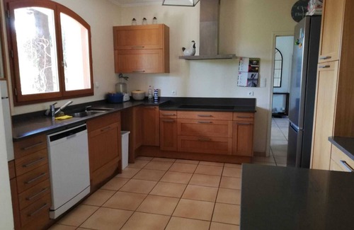Balma Villa | Beautiful villa with secure swimming pool 12 x 6 m near Toulouse, ideal for families!