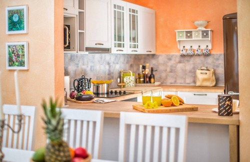 Momjan Casa | Hermosa villa con piscina, parrilla, wifi, PlayStation 3, wifi gratis
