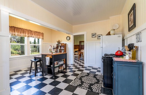 Ukiah Otro | Hermosa casa de viñedos