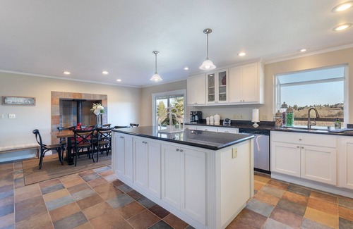 Graton Casa | Beautiful Vineyard Ranch House