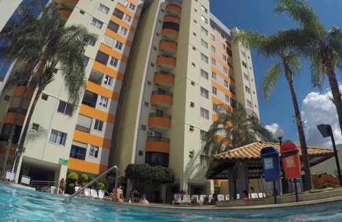Prive das Caldas Apartamento | Lindo Parque Acuático - Apto Completo -7 piscinas termales -5 min a pie del centro