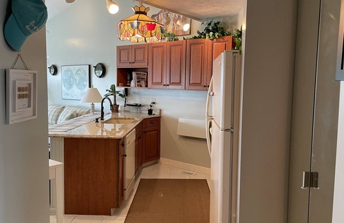 Gypsum Condominio | Beautiful Waterfront Condo - Peaceful and Relaxing