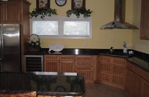 Loveladies Casa | BEAUTIFUL WATERFRONT HOME!