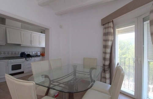 Tarraula Casa | Magnífica villa confortable, piscina privada, 3 dormitorios y 2 baños