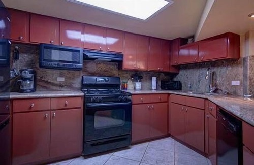 Rosarito Villa | Villa de 2 dormitorios bellamente decorada, enorme patio con vista al mar, seguridad 24/7.