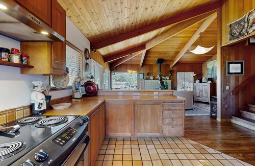 Gualala Casa | Beautifully Crafted Ocean View Home w/ Fireplace & WiFi - Walk to Town/Beach