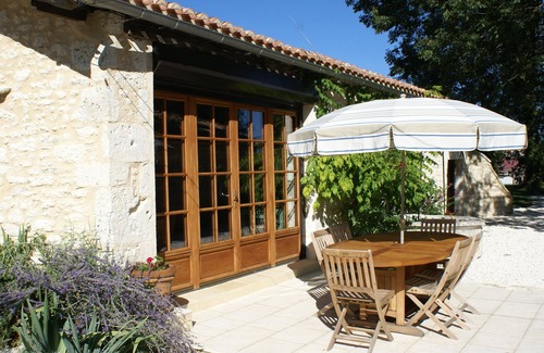 Villeneuve-de-Duras Villa | Bellamente restaurado de piedra Casa de campo con piscina privada climatizada