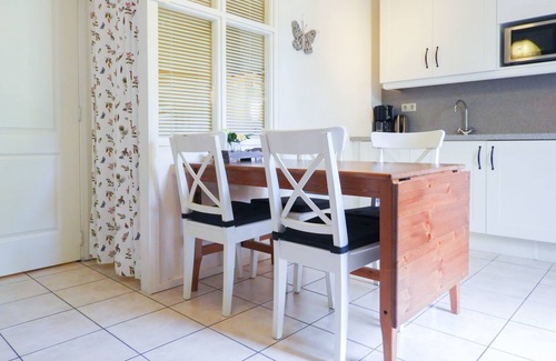 Grijpskerke Casa | Beautifully furnished 2-4-person holiday studio in Grijpskerke with a central location in Walcheren